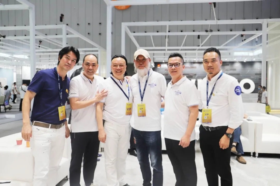 碧桂园董事局主席杨国强旅行尊龙凯时官网版登录展位