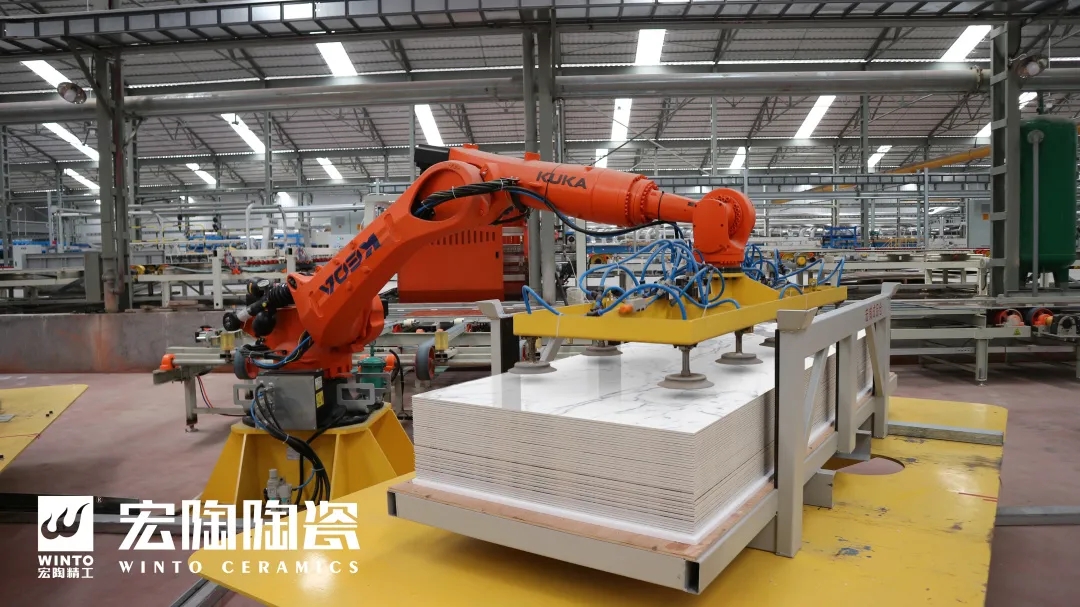 尊龙凯时官网版登录地砖车间一角