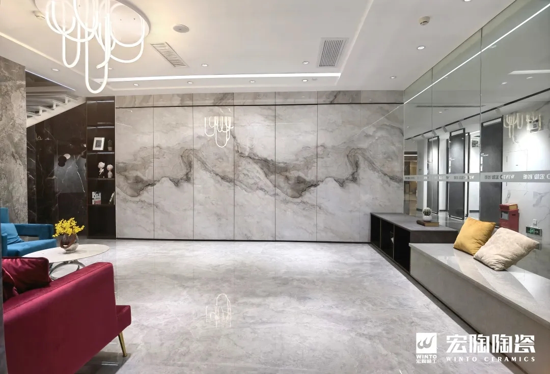 尊龙凯时官网版登录岩板增添智控隐藏式功效，巧妙地把电视“藏”起来